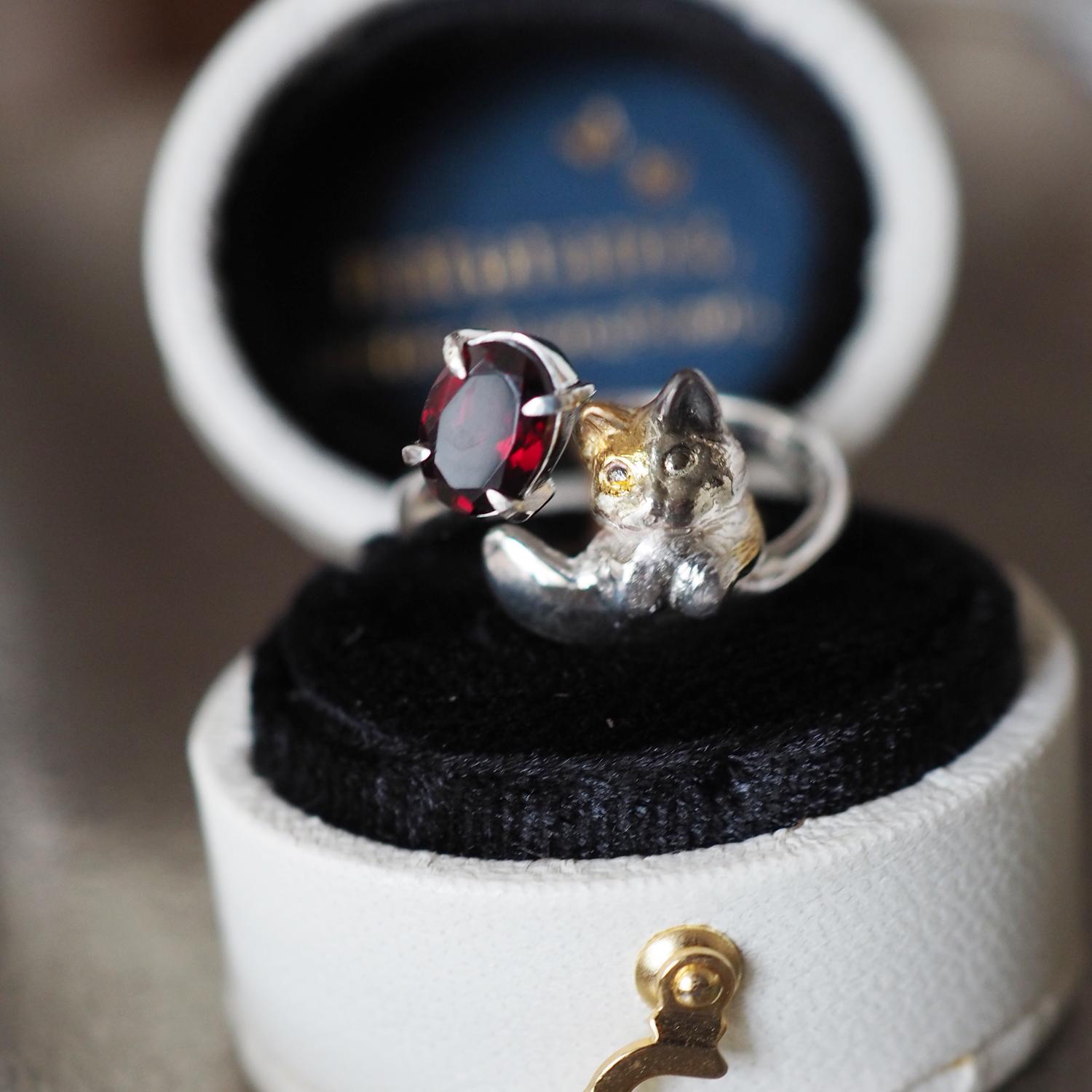 ガーネット三毛猫リング1枚目の画像