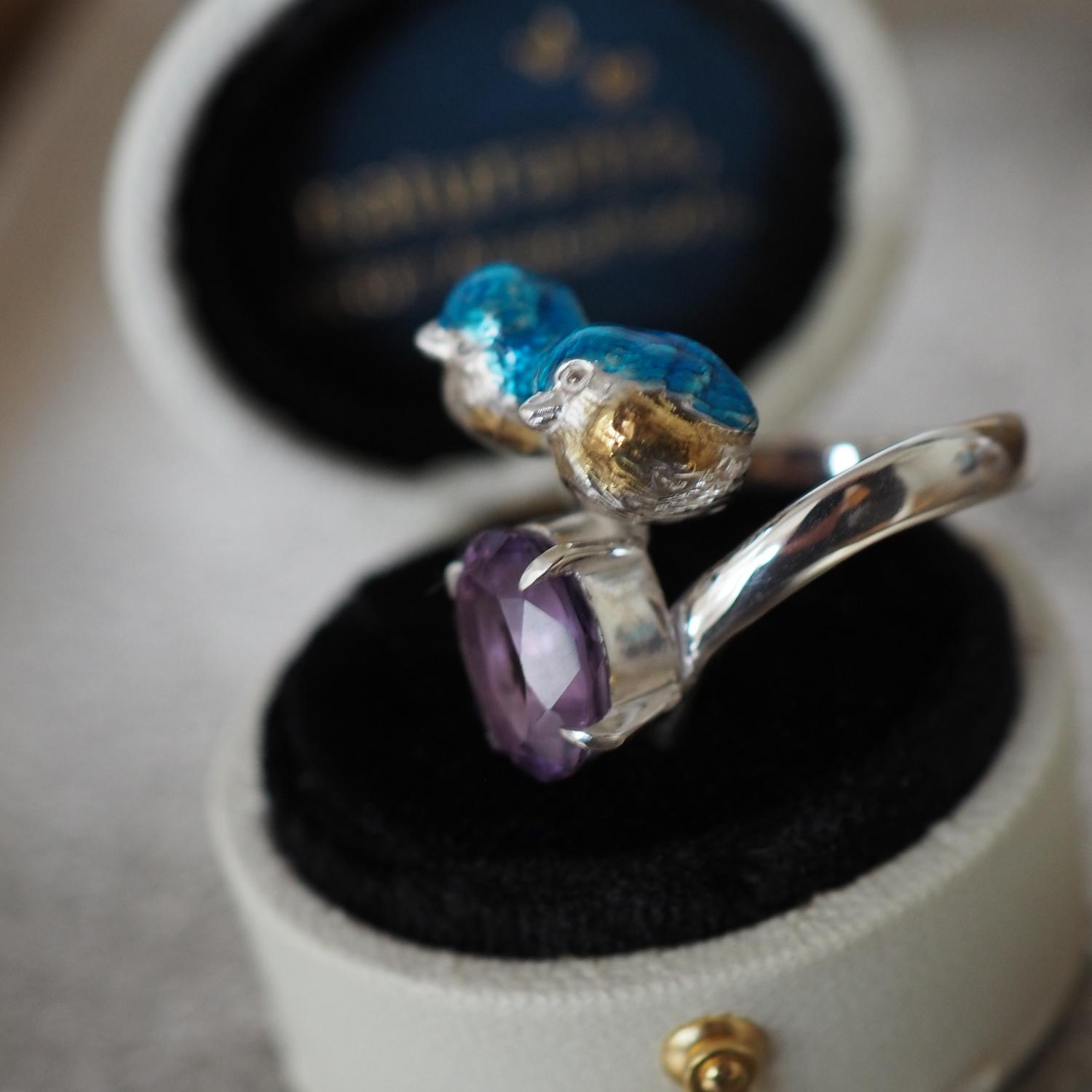 アメシストと寄り添う2羽のルリビタキリング | 5枚目