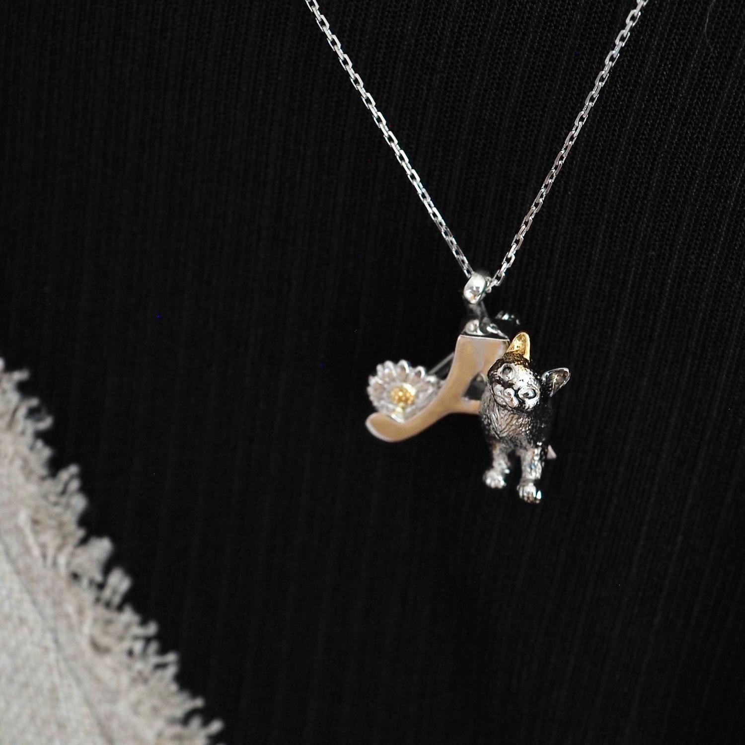 【2way】猫とデイジーのイニシャルAブローチペンダントトップ | 7枚目