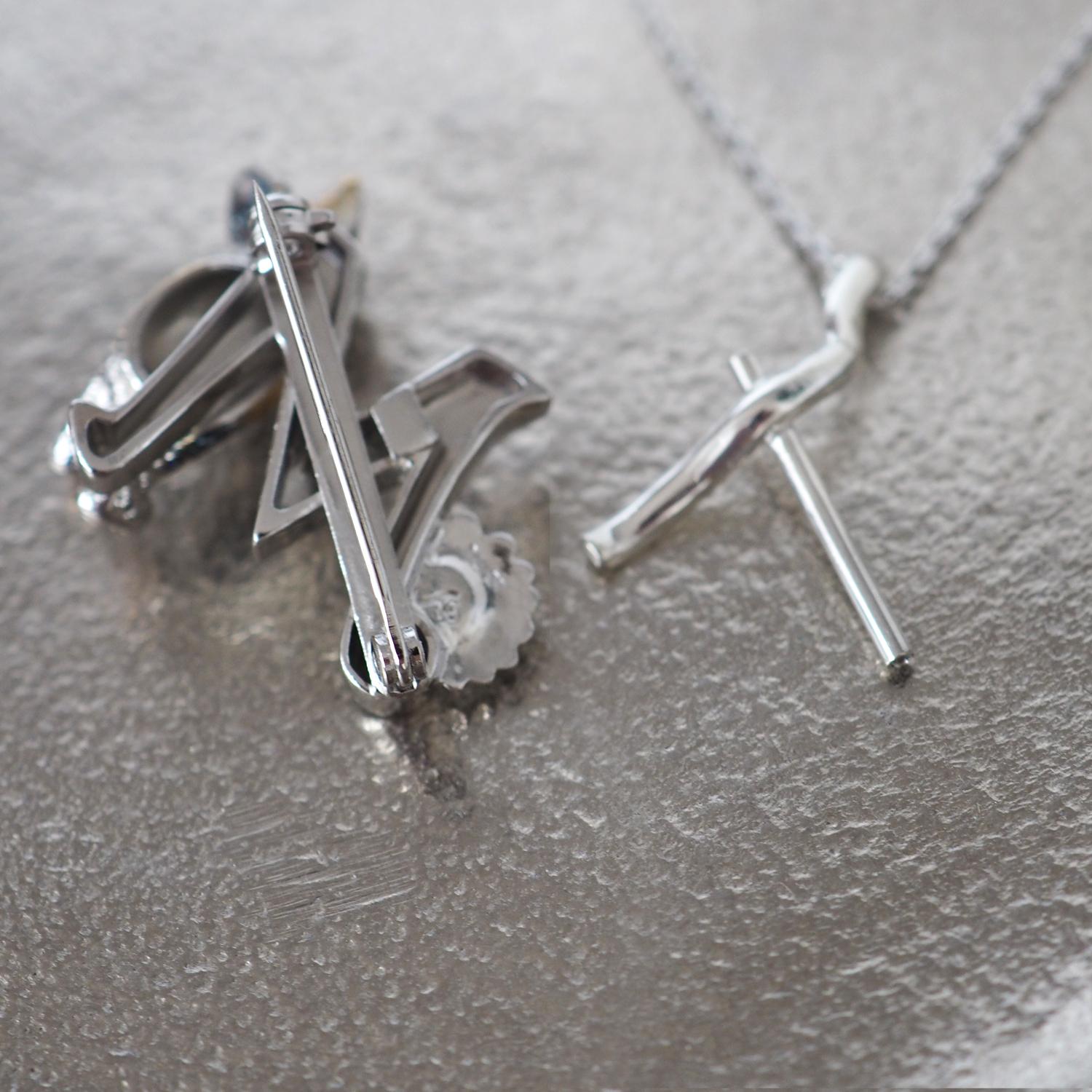 【2way】猫とデイジーのイニシャルMブローチペンダントトップ | 5枚目