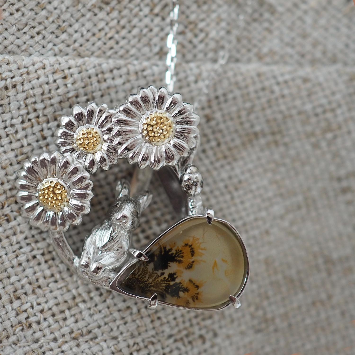 【2way】デイジーとうさぎの庭園 ブローチペンダントトップ（デンドリティックアゲート） | 6枚目