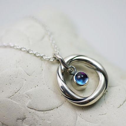 麗ペンダント（ブルートパーズ＆ルビー）／SILVER1枚目の画像