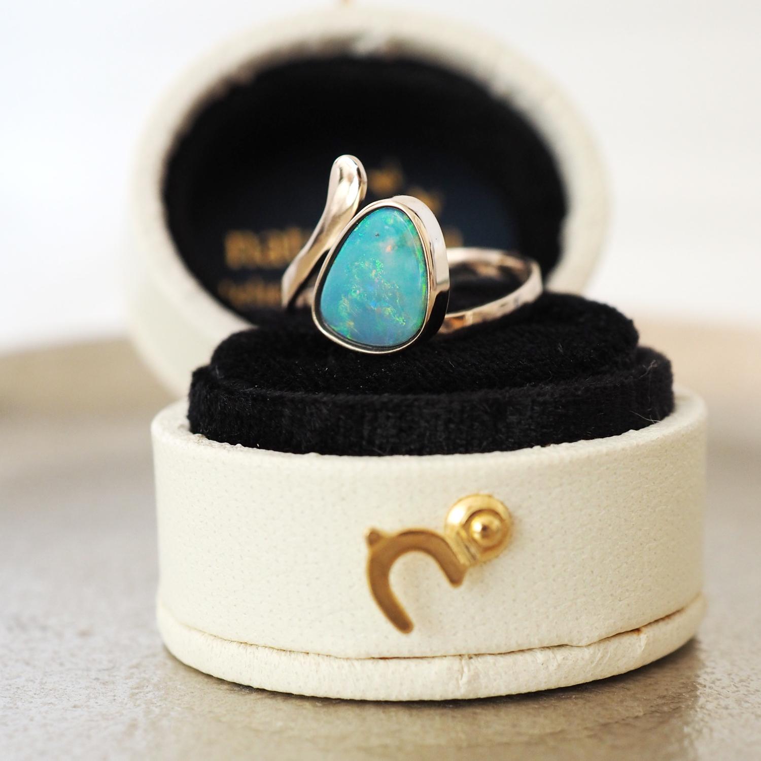 K10 ボルダーオパール リング 11号1枚目の画像