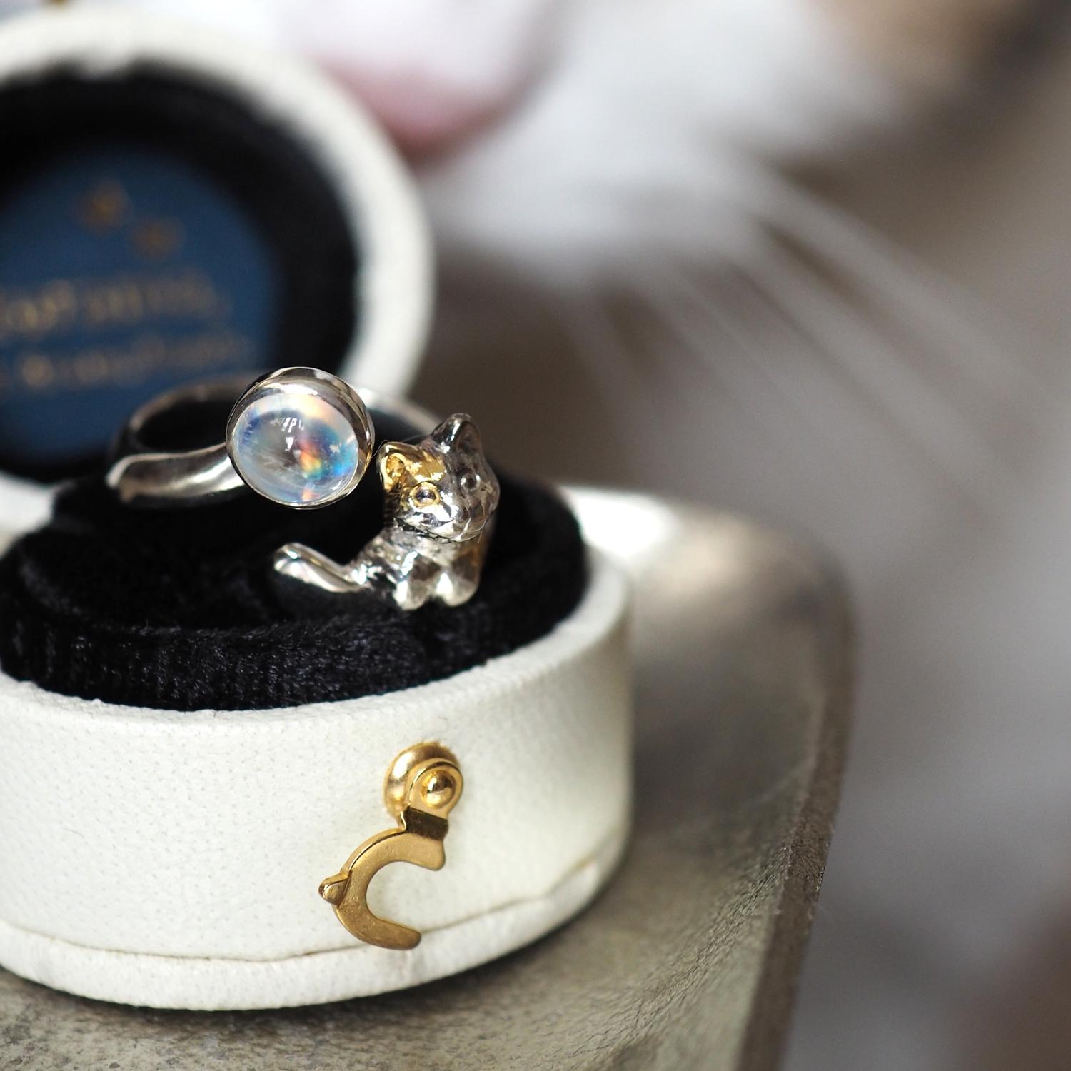 レインボームーンストーン三毛猫リング | 6枚目
