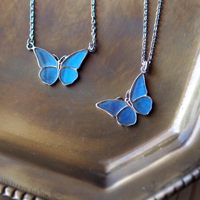 モルフォ蝶の小さなペンダント ななめ | 6枚目